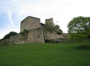 Visiter le château de Madaillan